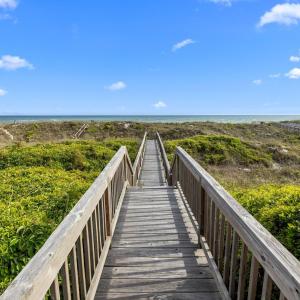 415 W Boardwalk Blvd