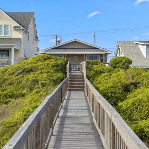 415 W Boardwalk Blvd