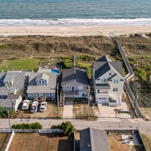 415 W Boardwalk Blvd