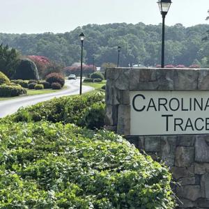 Carolina Trace Entry