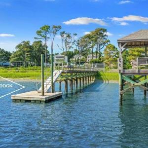 Sea View Floating Dock