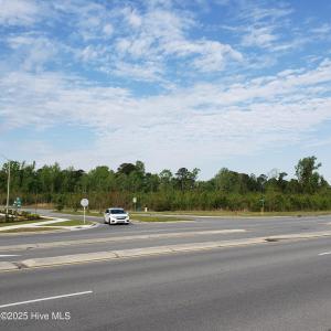 Piney Green Rd & Hemlock Dr tract