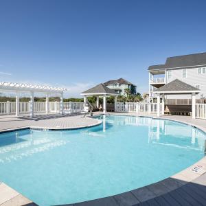 HamptonColonypool7.2025L33A9542 copy