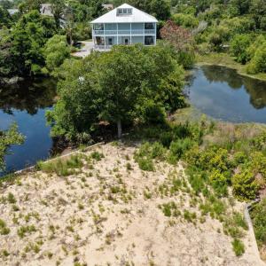 302 Friendship Ct