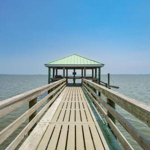 Cannonsgate pier