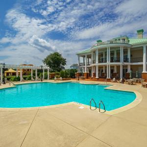 Cannonsgate pool