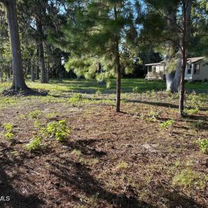 495 P V Dr from river's edge looking tow