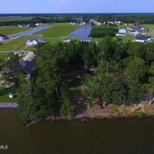 495 Pt V Dr drone shot from river