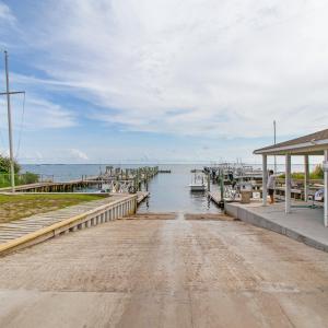 Cape Pointe Marina