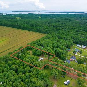 Approximately 2 acres in Straits