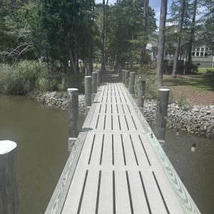 Dock