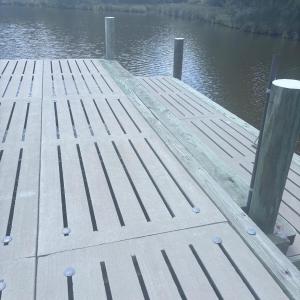 Dock Tier