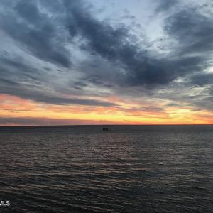 5) 60931-688a2c81b5aea