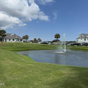 Oak Island Golf Cub Pond