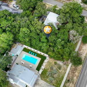505 W. Oak Island Drive-19