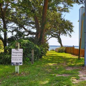 Spooner's Creek kayak launch