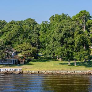 173 SOUTH RIVER DRIVE (9)