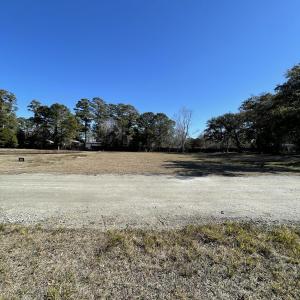 1844 lot pic 2 front of lot from across