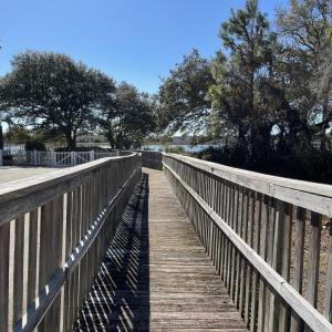 Oak Harbour community dock pic1
