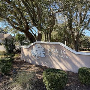 Oak Harbour Sign