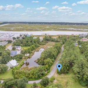 4042 Barnes Bluff-9