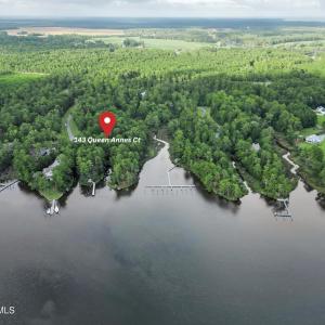 3_your paragraph text (13).png