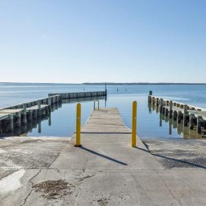 Public Boat Ramp