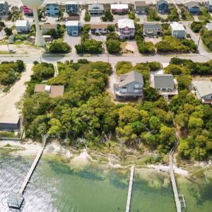 708-EmeraldDr-4-11-2024-009