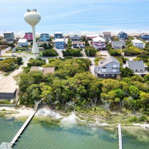 708-EmeraldDr-4-11-2024-011