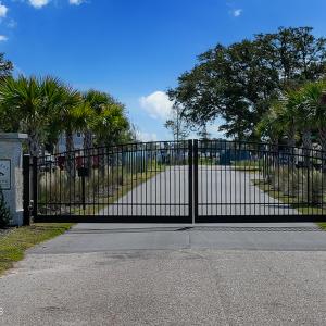 Redds Cove Entry Gate