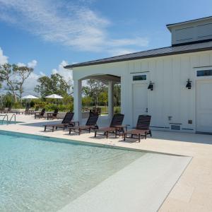 amenities-ground-pool-09