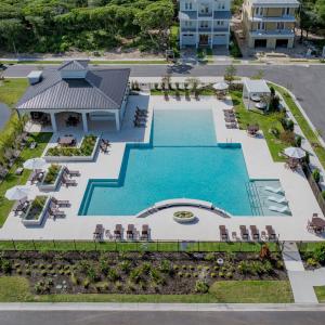 amenities-aerials-pool-06