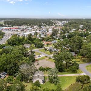 201 & 203 Sherwood Blvd