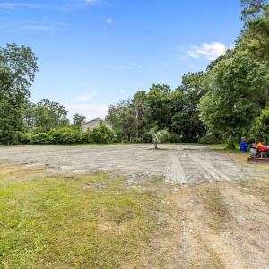 201 & 203 Sherwood Blvd