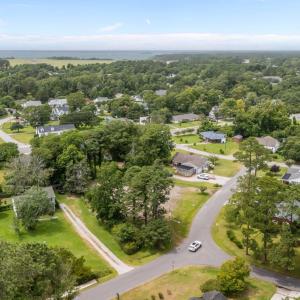 201 & 203 Sherwood Blvd