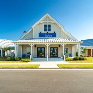 Traders Community Space