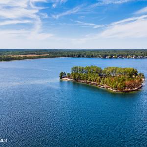 Z Pine Island