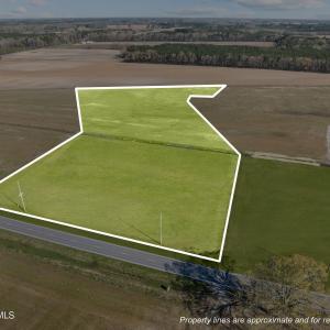 0 NC 102 E 10.2 acres right side