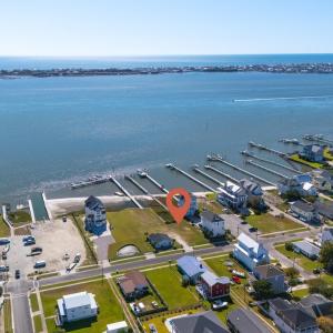 Vacant waterfront lot