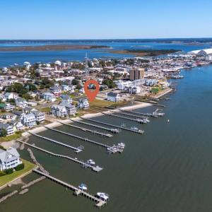 Vacant waterfront lot