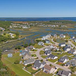 Vacant lot in Mariners Pointe