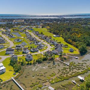 Vacant lot in Mariners Pointe