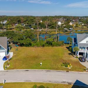 Vacant lot in Mariners Pointe