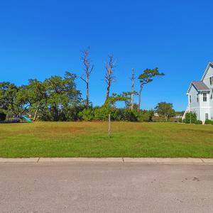 Vacant lot in Mariners Pointe