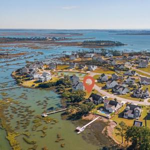 Vacant lot in Mariners Pointe