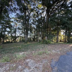 View from front left corner