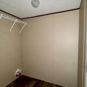 Pantry/Laundry