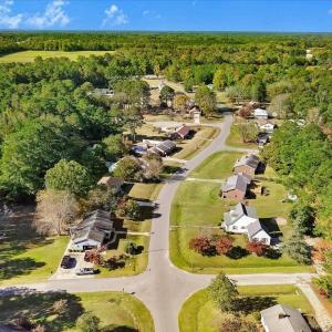 10-Country Squire Rd-10