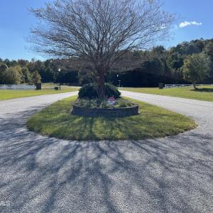 harrys entrance to his subd