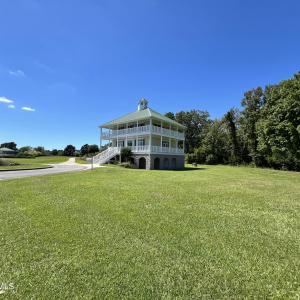 Shine Landing Clubhouse